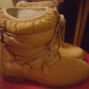 Timberland boots size 6 minimal wear